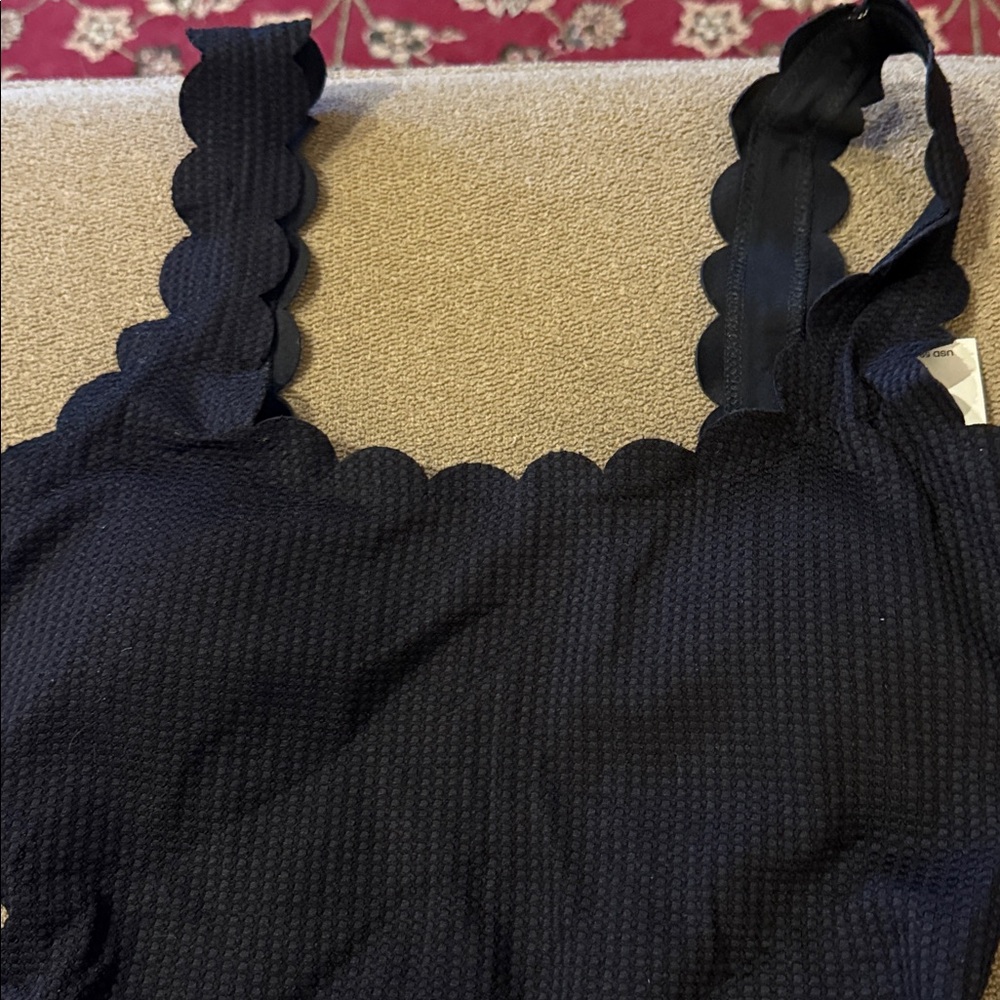 Aerie Solid Black One Piece Swim Suit Small New (TD) - Picture 2 of 5